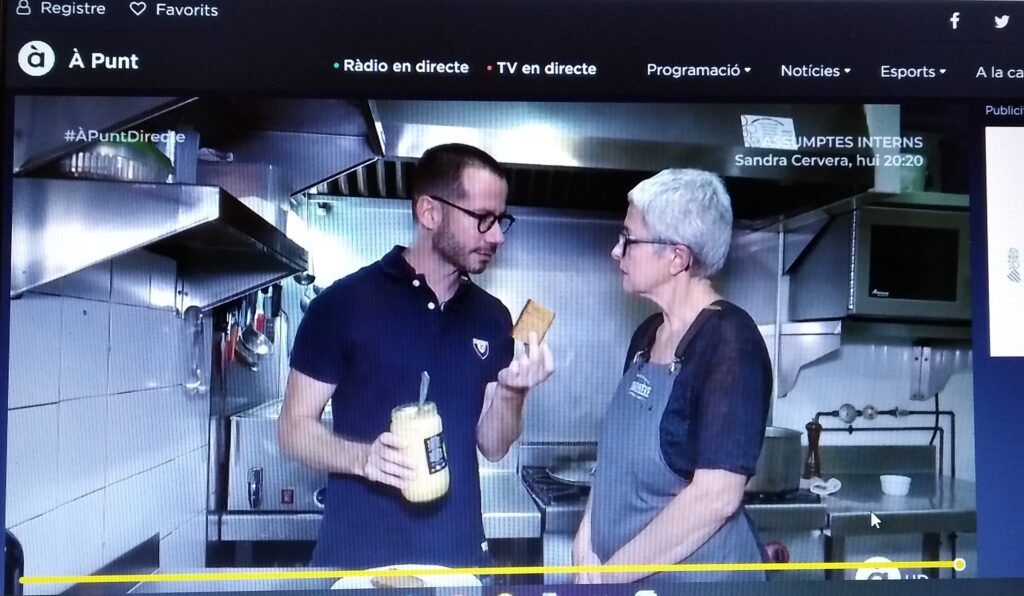 Emmanuelle-Malibert-cocina-en-À-Punt-Directe-con-Ferran-Cano.jpg