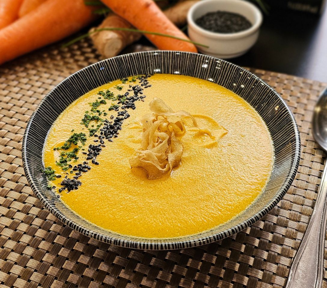 Plato de cena con inspiración francesa en Atmosphère Valencia